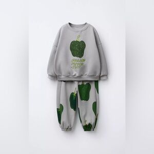 Zara Printed Jogging Sweatshirt and Jogger set Pepper print